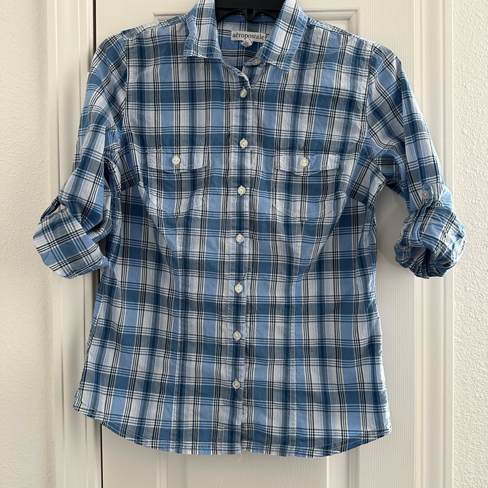 Aeropostale Blue and White Plaid Button Down Shirt